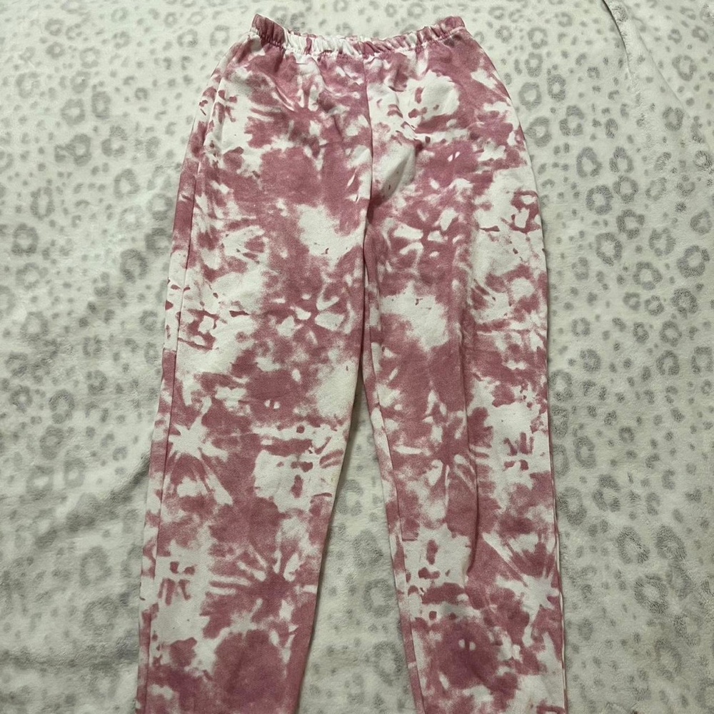 pretty little thing pink tie dye sweatpants- size 4 (small)